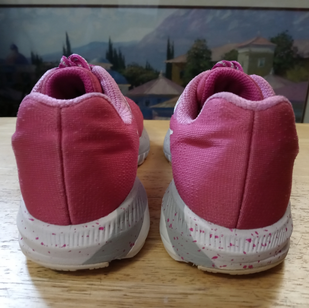 👟👟NIKE AIR PINK ZOOM STRUCTURE🛍👡GET YOUR PINK COLORS ON.👚🩱 - Picture 3 of 16